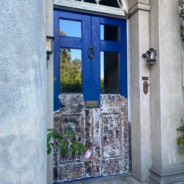 9_GC_Front-Door_IMG_1478_websq_1080