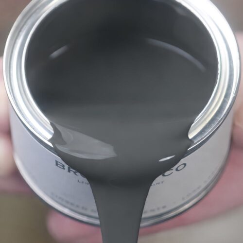 Linseed Oil Paint Manderley paint pour
