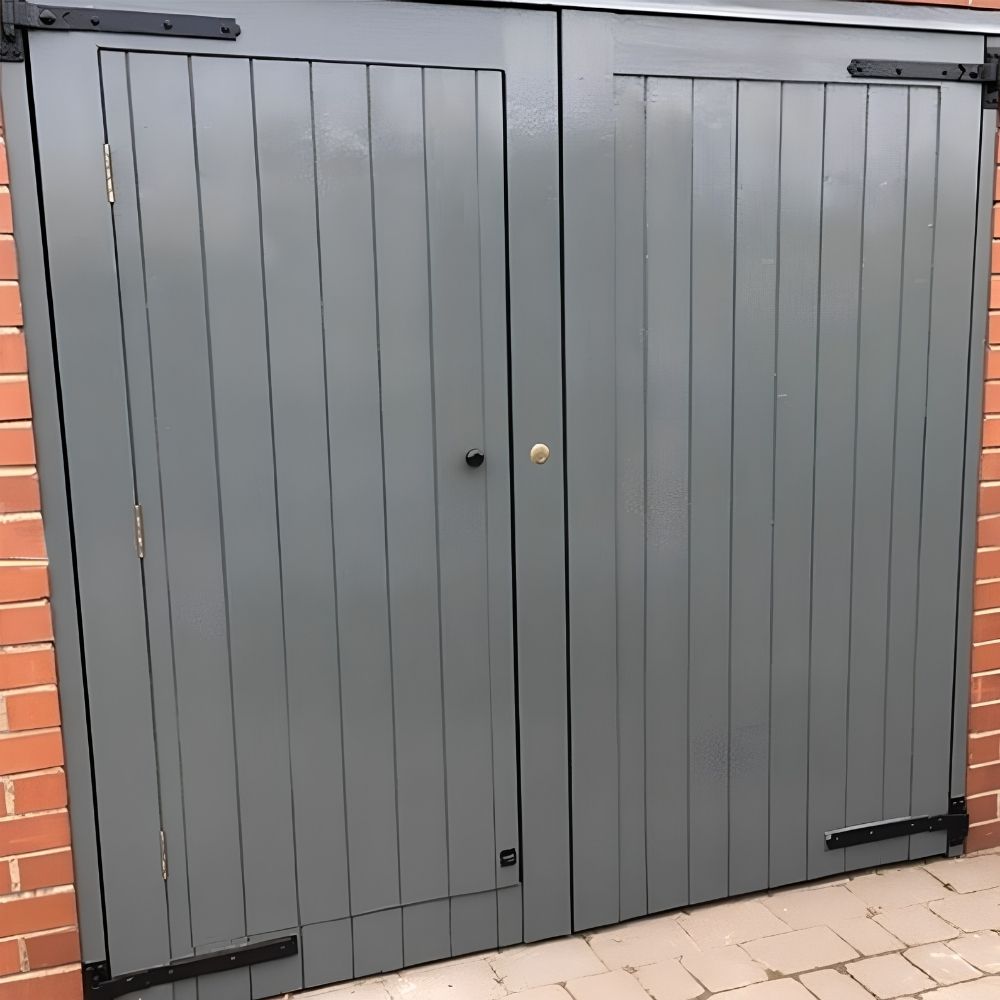 Linseed Oil Paint Project Manderley painted gate